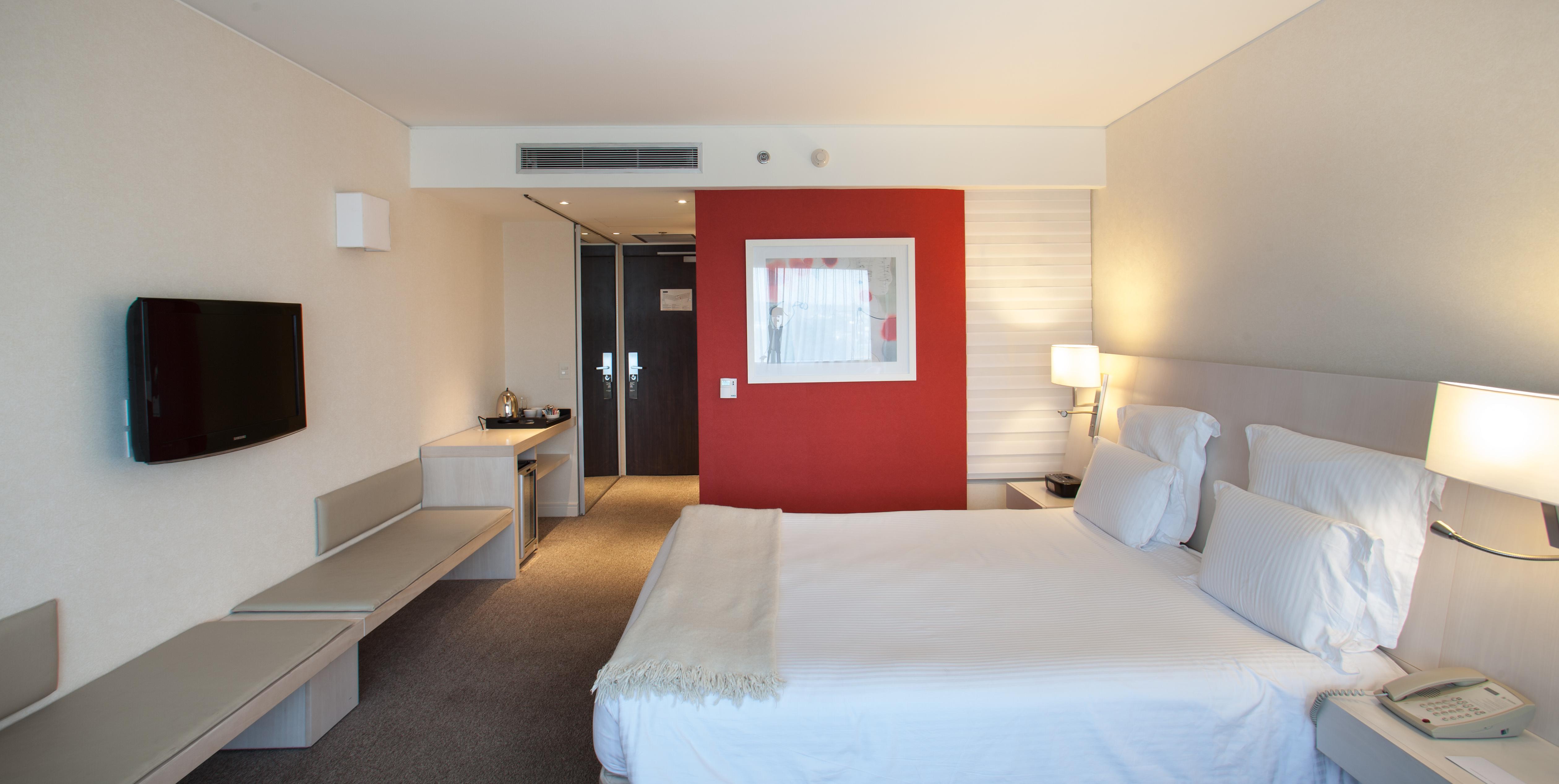 Hotel Pullman City Center Росарио Екстериор снимка